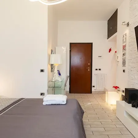 Pop Luxury Experience * Milánó